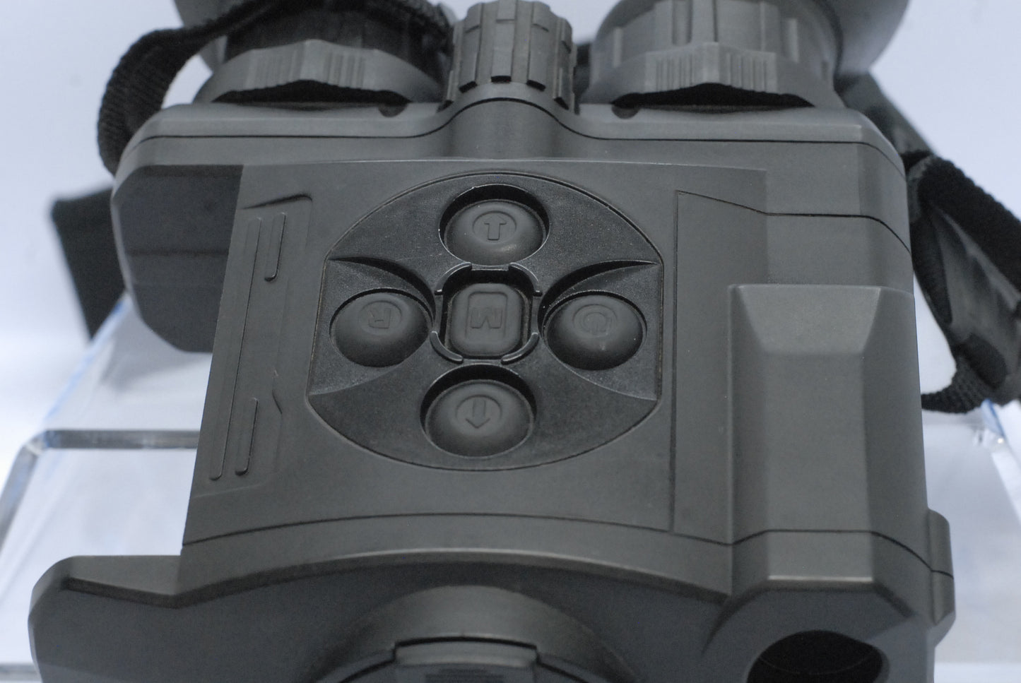 Pulsar Accolade LRF XQ38 binoculars Ex-Demo